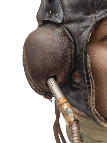 WW2 RAF B-type flying helmet Sz3 & MKIV goggles guide plates