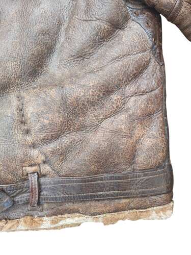 WW2 RAF IRVIN SHEEPSKIN FLYING JACKET - PAINTED SQUADRON BADGE