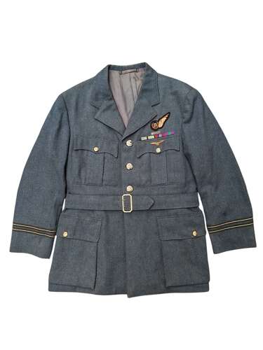 Post-WW2 RAF OFFICERS SD TUNIC - NAMED 