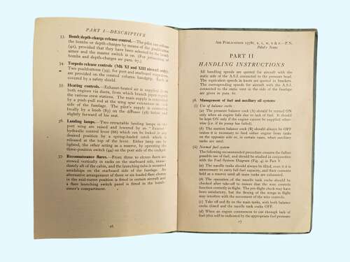 WW2 RAF WELLINGTON III - XVIII PILOT'S NOTES - /44 dated