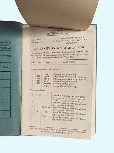 WW2 RAF WELLINGTON III - XVIII PILOT'S NOTES - /44 dated