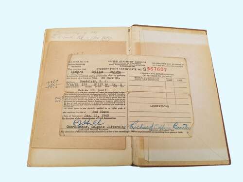 WW2 USN Logbook grouping - LT. R.C. BUNTEN - CARRIER PILOT