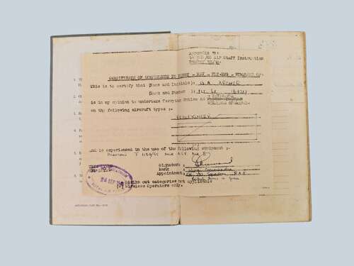 WW2 RAF - Tunic & Log book grouping - Flt/Lt G.A. Archer - Navigator